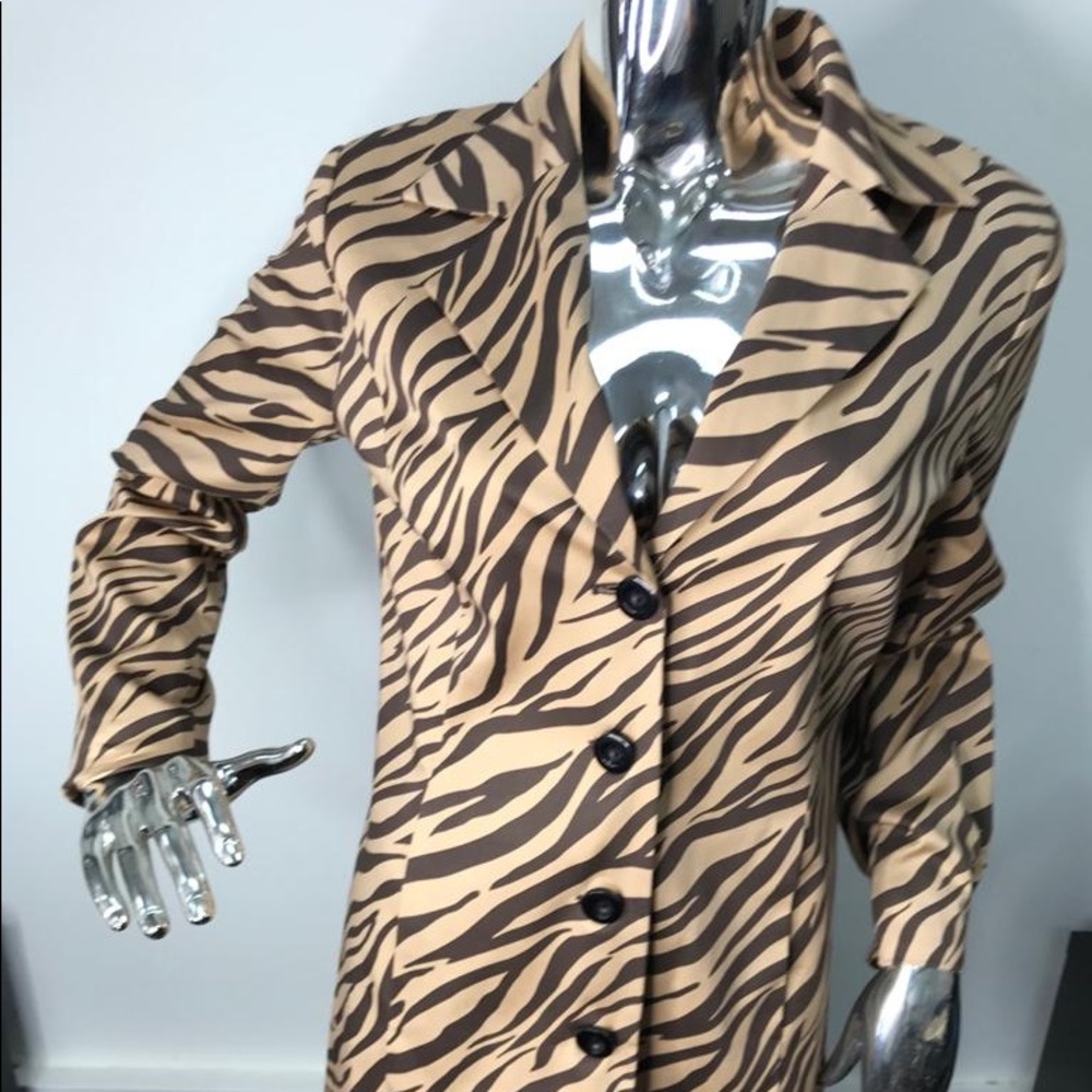 Jacket - Picture 2 of 5